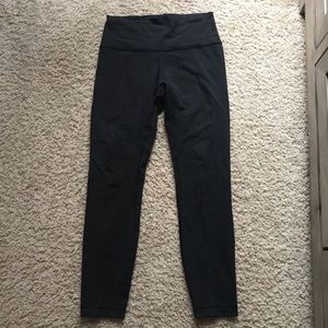 Lululemon Black Wunder Under High-Rise Tight 25”